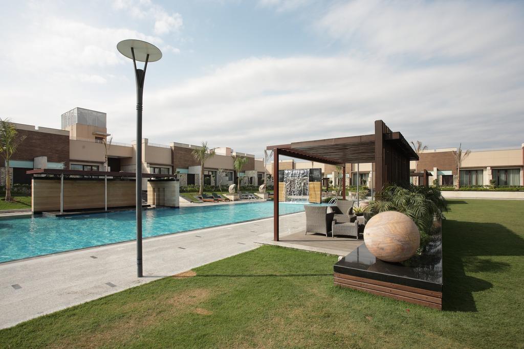 Oodles Hotel New Delhi Exterior photo