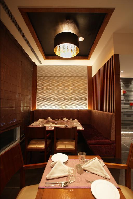 Oodles Hotel New Delhi Exterior photo